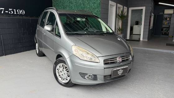 FIAT IDEA 1.4 MPI ATTRACTIVE 8V FLEX 4P MANUAL FIAT IDEA 1.4 MPI ATTRACTIVE 8V FLEX 4P MANUAL